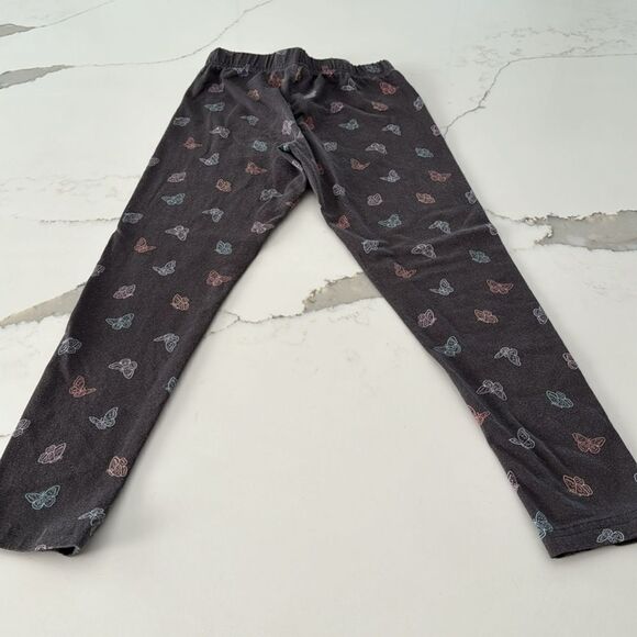 Oshkosh Girl’s leggings. Size 10. Butterfly 🦋 print. ❤️ - Picture 3 of 4